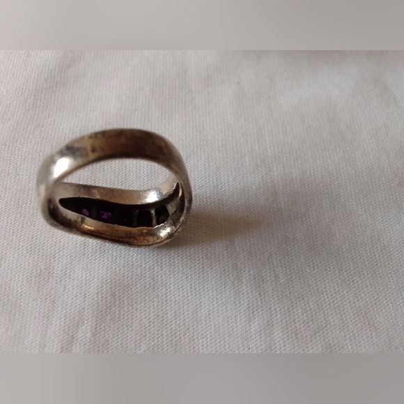 Vintage 925 sterling silver ring with amythest stone size 6 - Picture 4 of 4